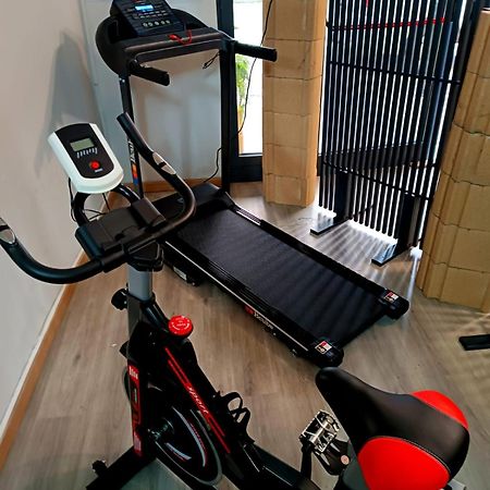 Hotel Fitness Парма Екстериор снимка